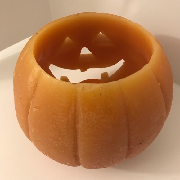 Jack-o-Lantern Tea Light Halloween Pumpkin Candle - Picture 2 of 4